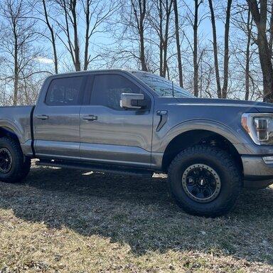 Installed: 2022 Lariat with Eibach suspension and Raptor take-off ...