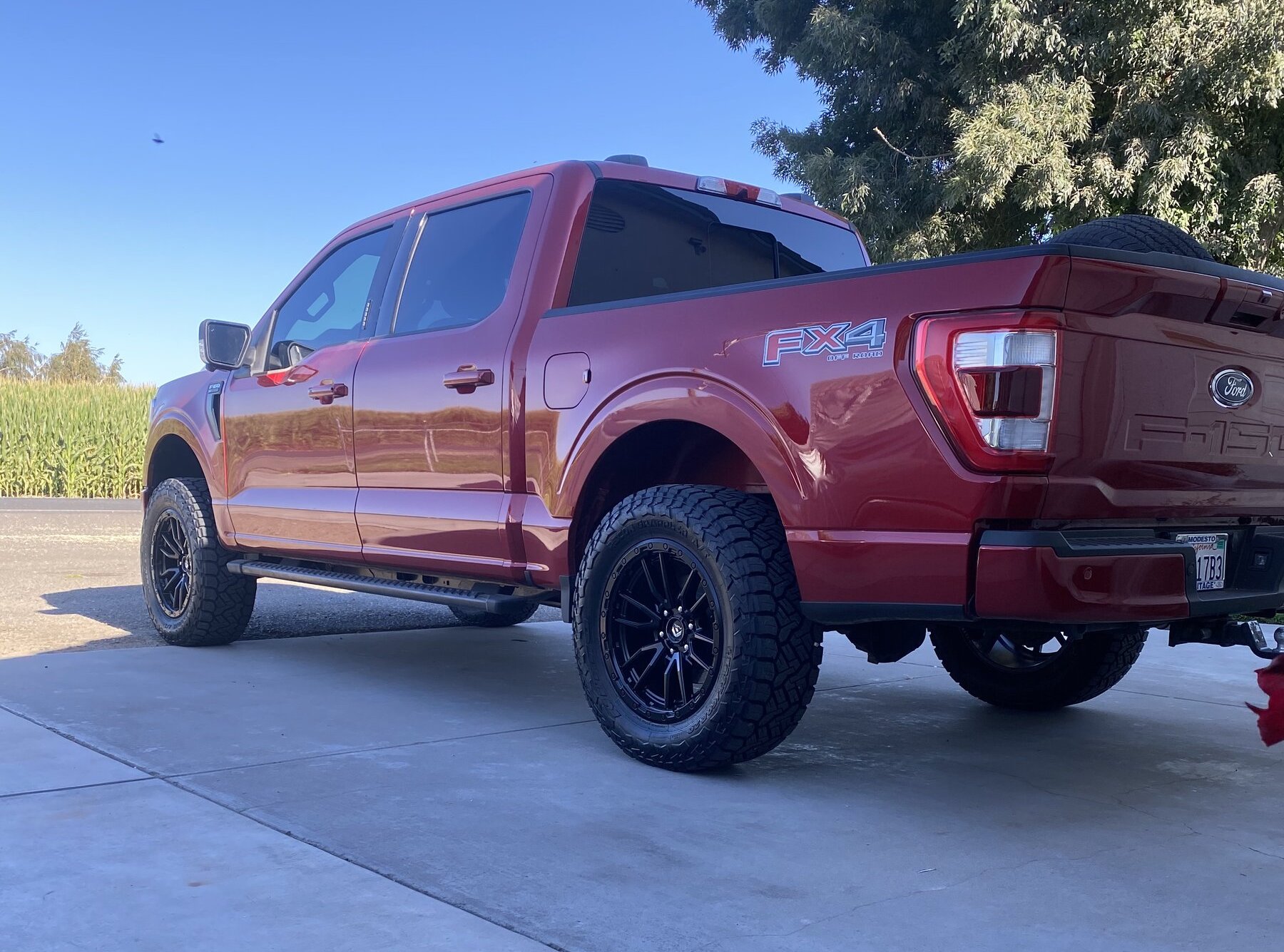 2021 Rapid Red XLT leveled on 34s | F150gen14 -- 2021+ Ford F-150 ...