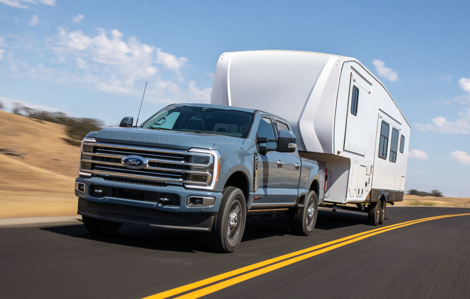 The Next-Gen 2023 Ford Super Duty Has Landed! 2 New Engine Options ...