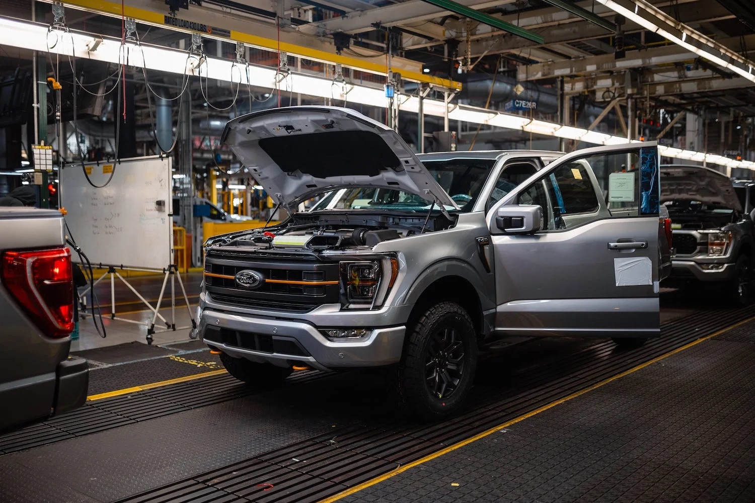 Ford CEO: 2024 F-150 refresh to have 2400 fewer parts | Page 7